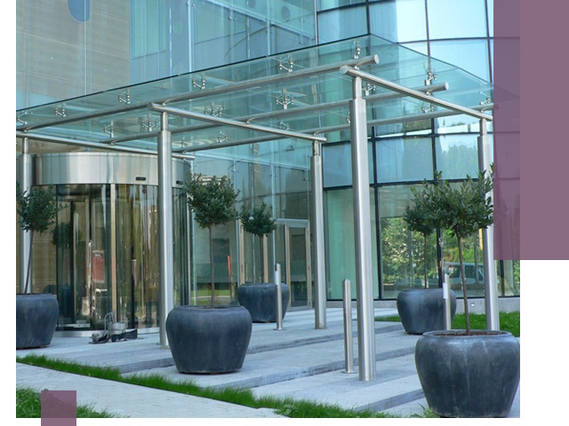 Навесы из стекла на заказ в Шебекине — монтаж и установка