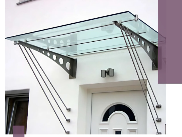 Козырьки над входом под ключ в Шебекине — изготовление и монтаж