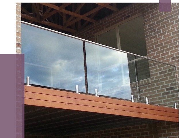 Стеклянные парапеты на крыше и террасе в Шебекине от 11454 руб. | ПРОЛЁТ-Шбк
